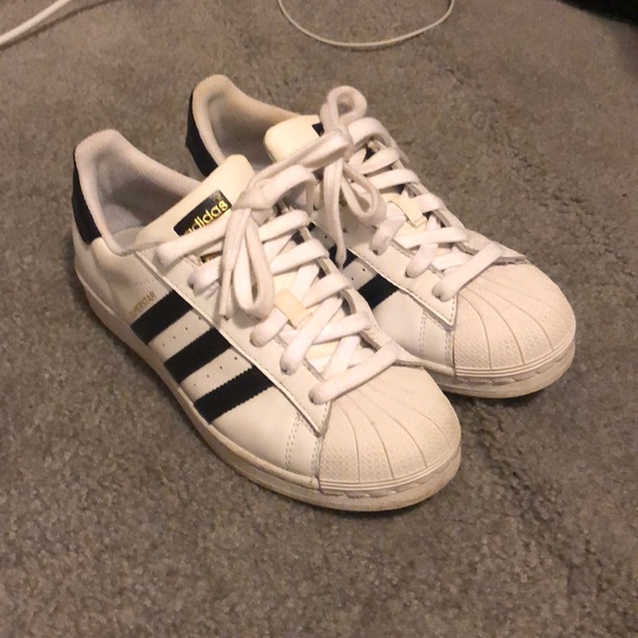 adidas superstar black stripes